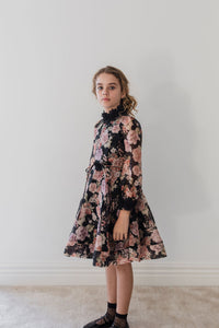 Petite Amalie Vintage Bloom Print Flower Applique Dress